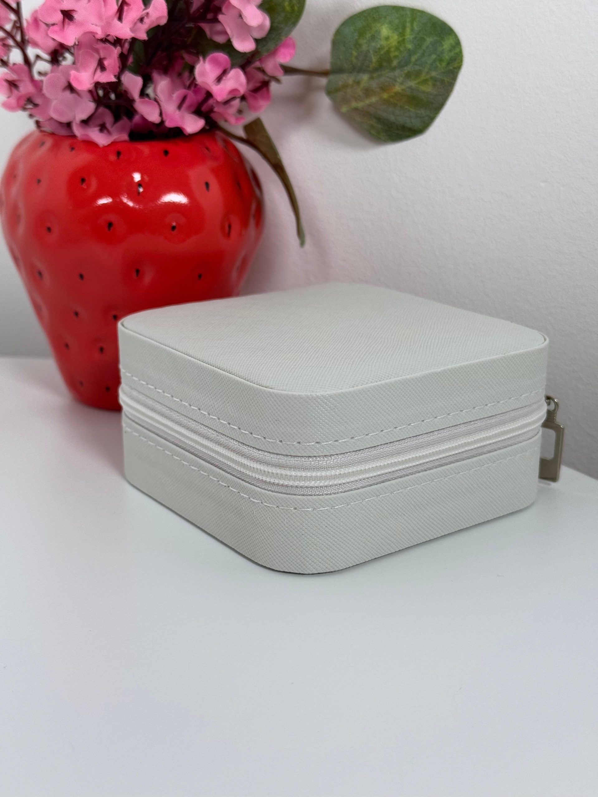 WhatsApp Image 2024-12-05 at 09.27.28