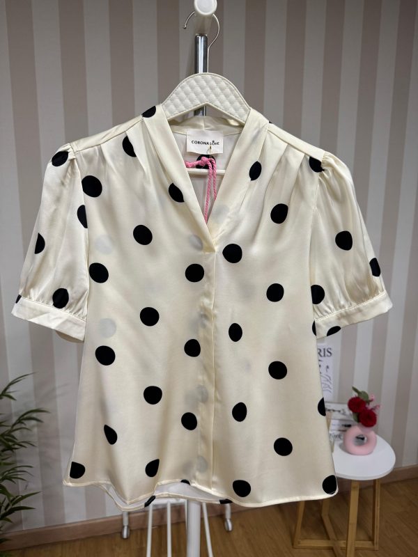 Blusa Satinada Lunares