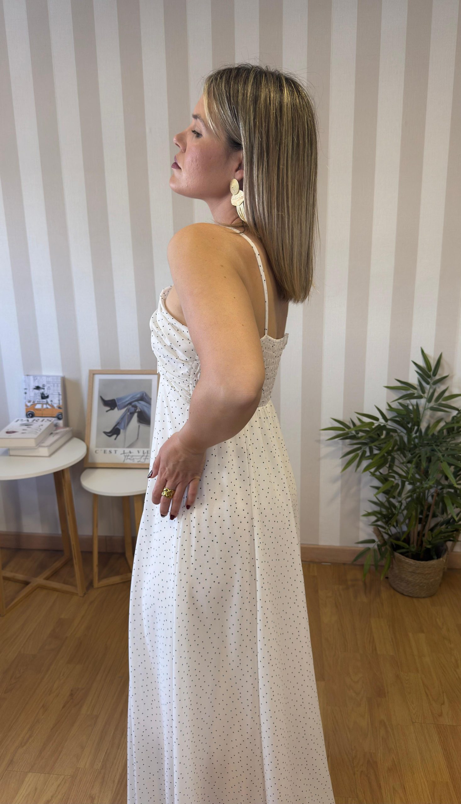 WhatsApp Image 2025-05-23 at 17.39.03