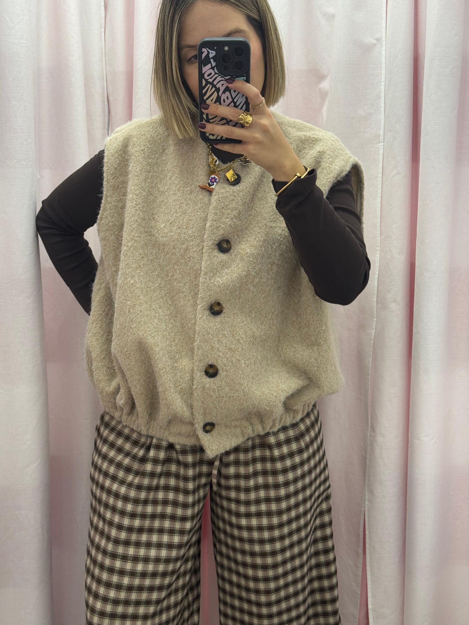 WhatsApp Image 2025-10-02 at 11.11.12