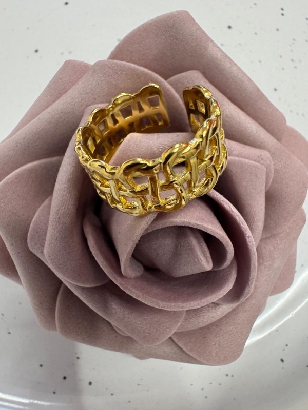 Anillo nudo trenzado