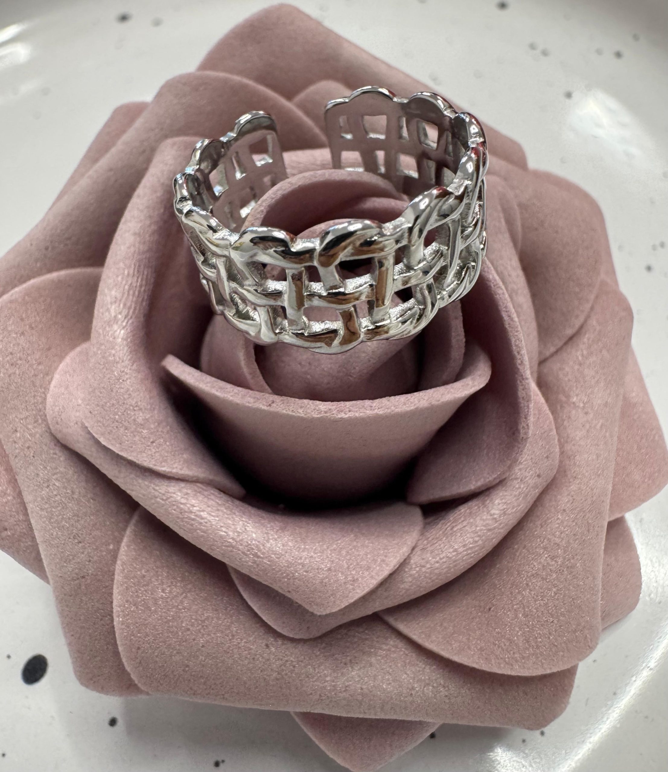 WhatsApp Image 2025-10-03 at 10.32.15 (2)