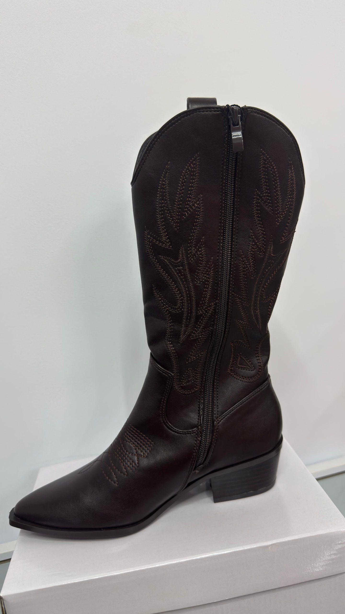 WhatsApp Image 2025-10-31 at 11.24.31 (7)