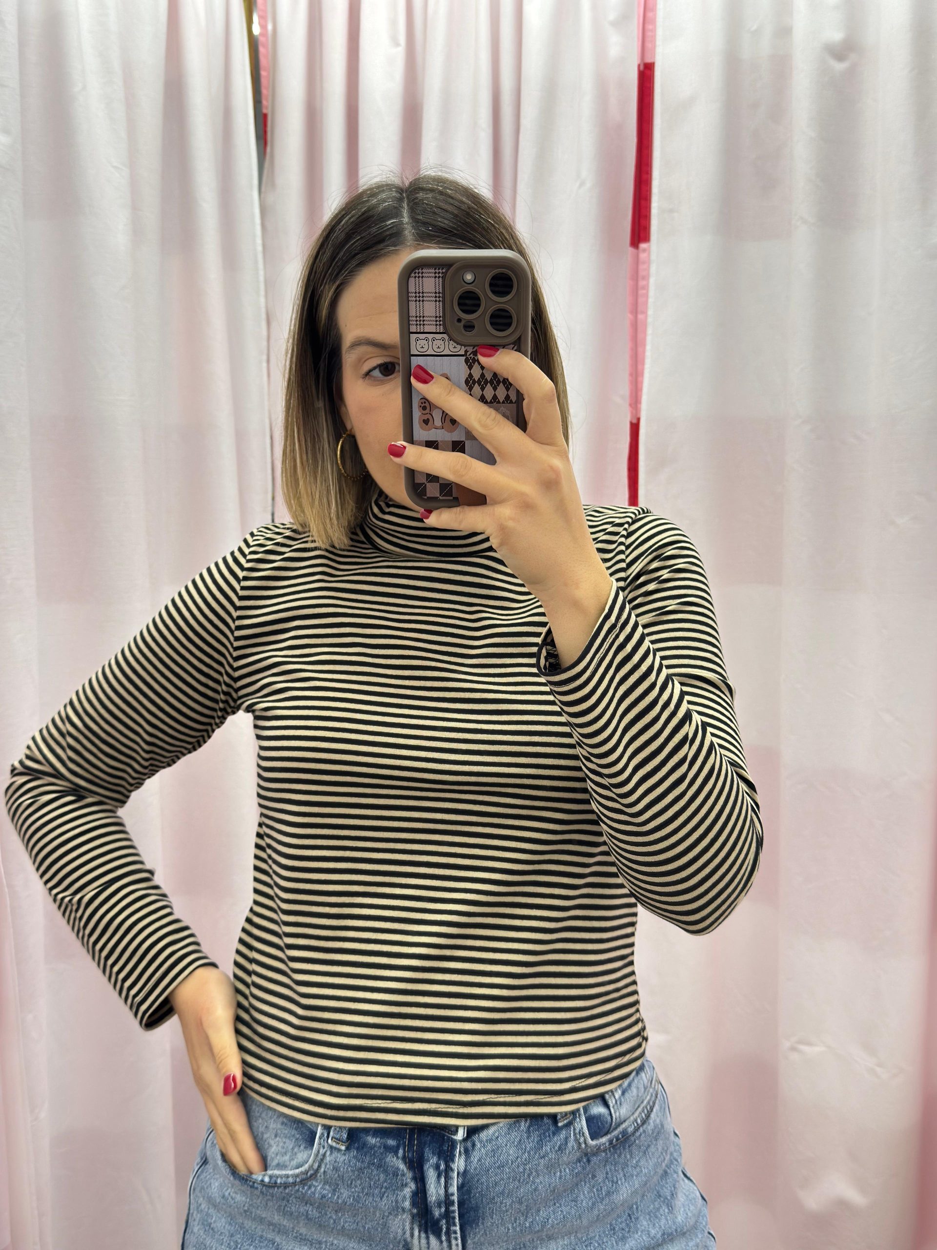 WhatsApp Image 2025-11-13 at 18.20.11 (3)