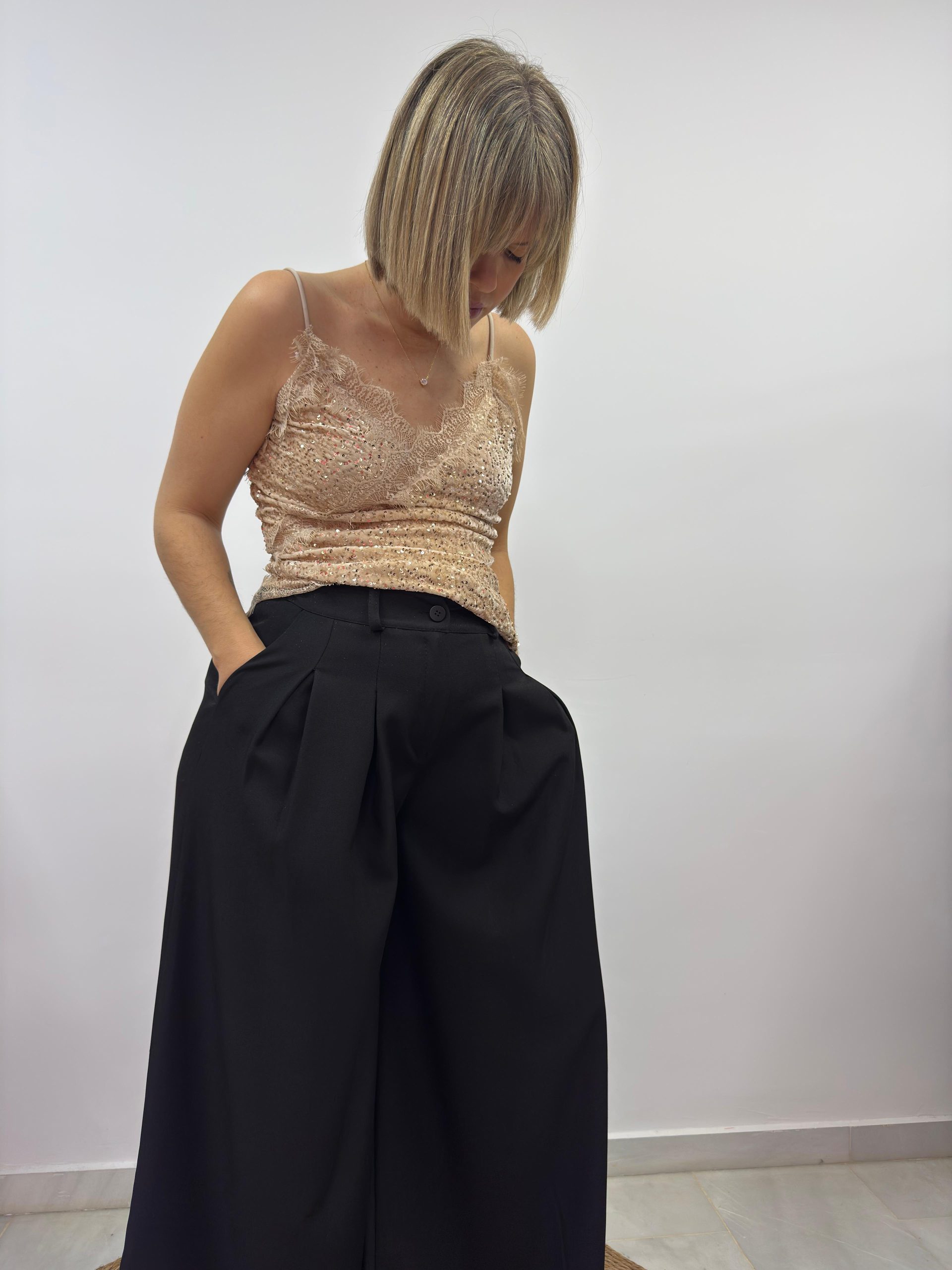 WhatsApp Image 2025-11-30 at 20.08.07 (2)