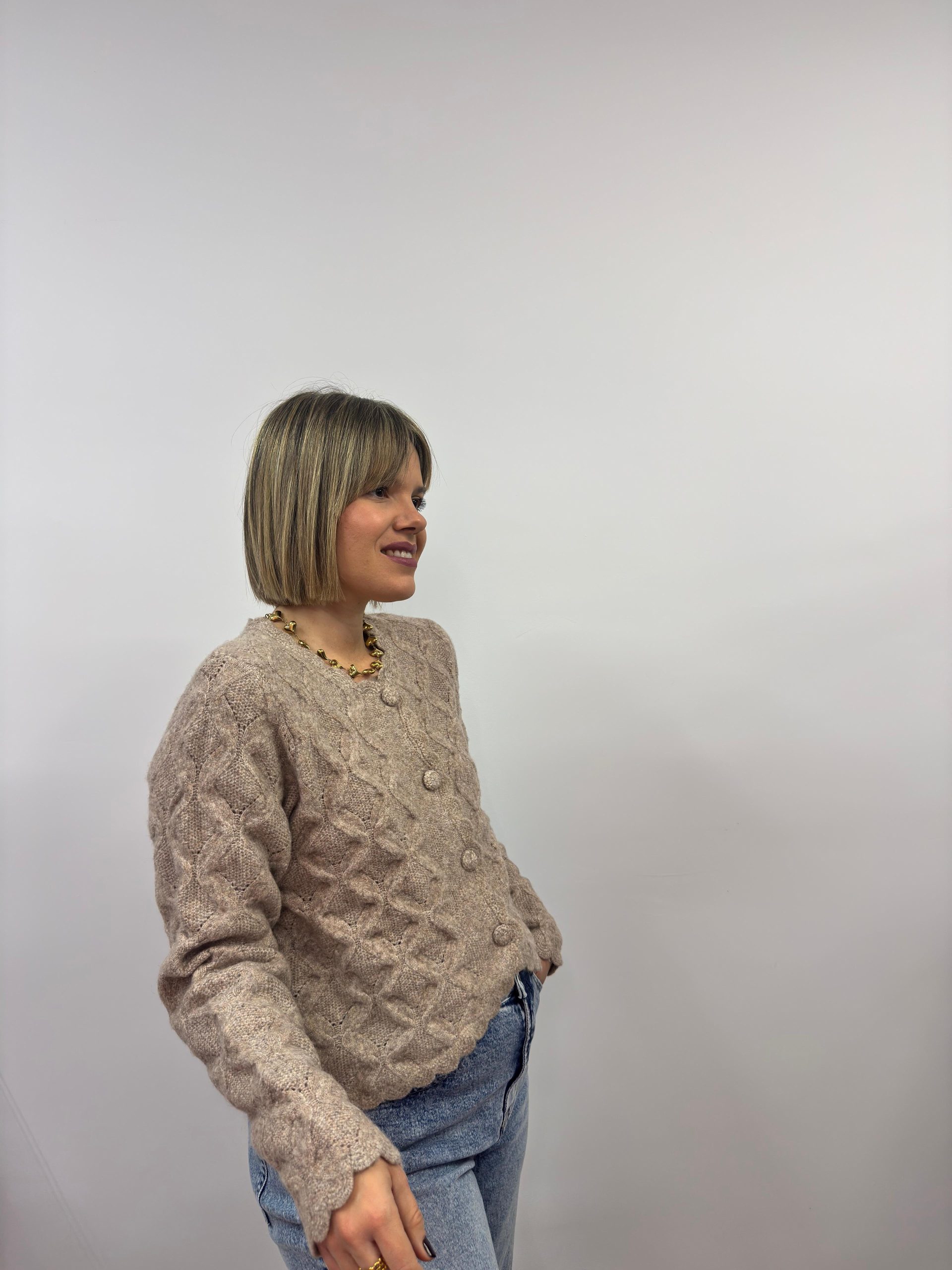 WhatsApp Image 2025-12-01 at 09.36.43 (2)