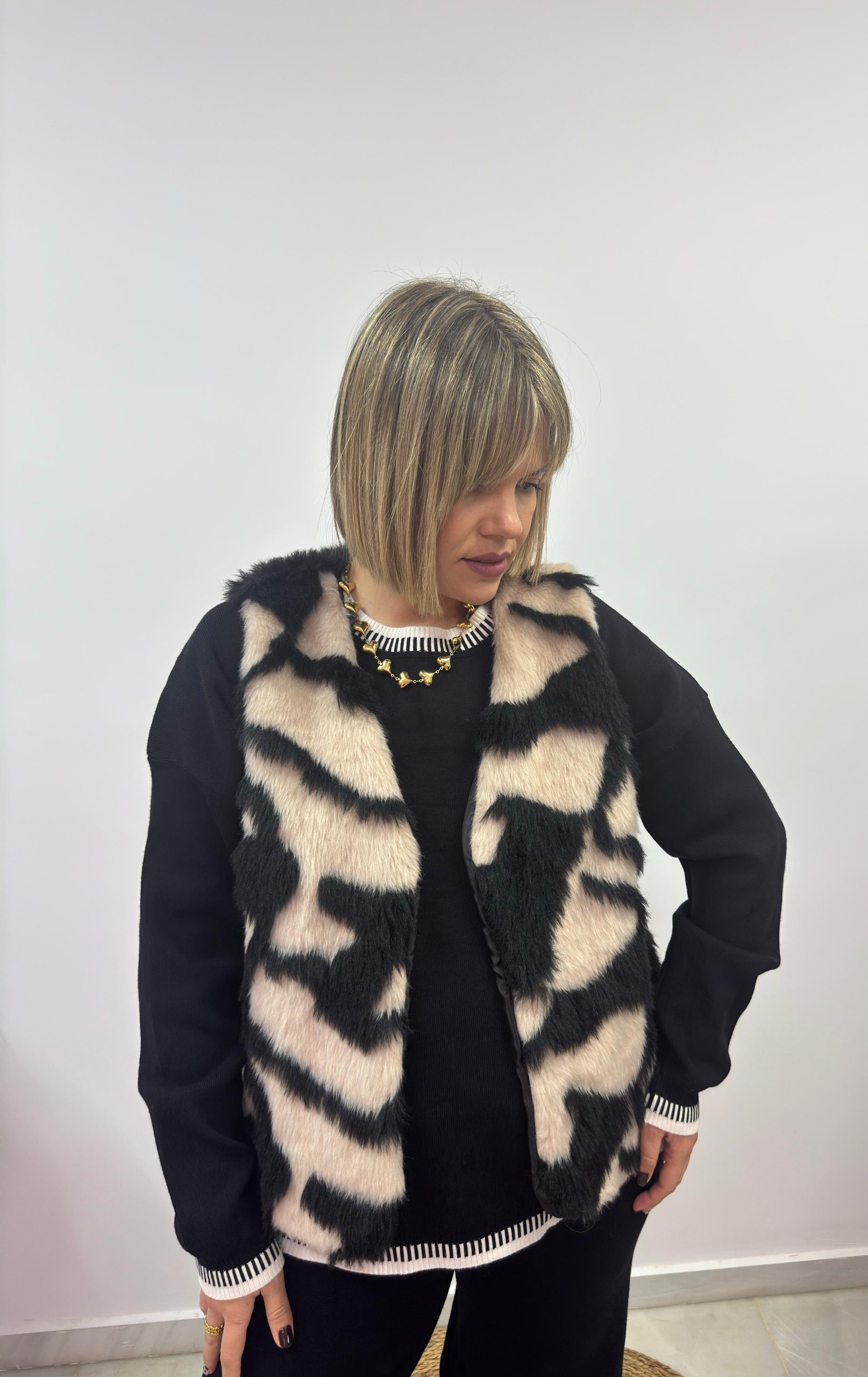 WhatsApp Image 2025-12-01 at 09.41.17 (1)