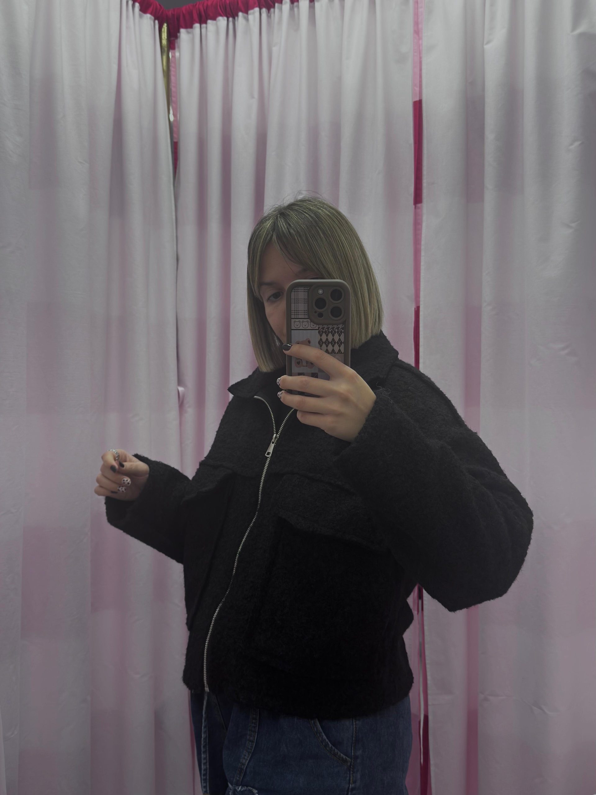 WhatsApp Image 2025-12-04 at 13.53.10 (2)