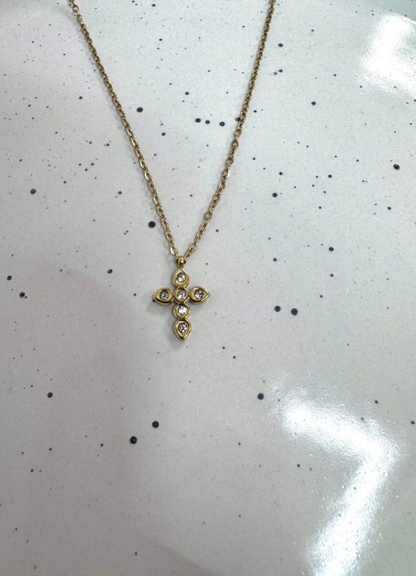 Collar Cruz piedrecitas