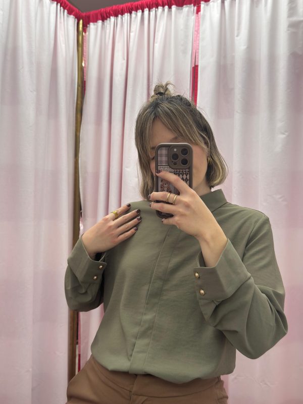Blusa fluida verde