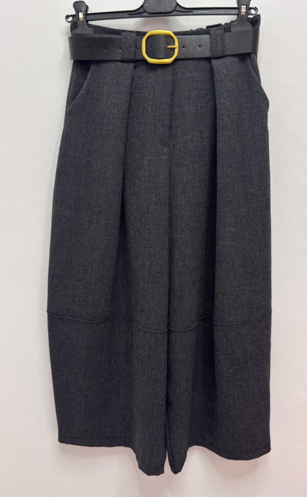 Pantalón ancho crop