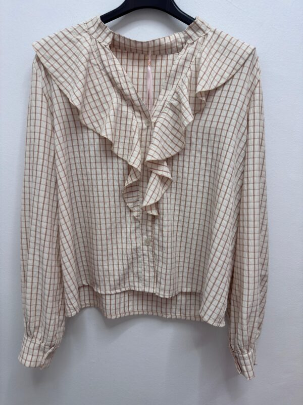 Blusa volantes cuadros